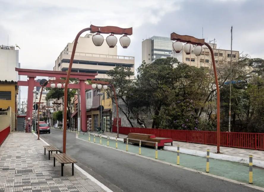 Guia da Liberdade (São Paulo): gastronomia, cultura otaku e atrações essenciais